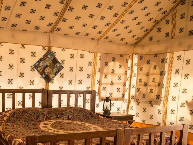 Pushkar Adventure Desert Camp ภายนอก รูปภาพ